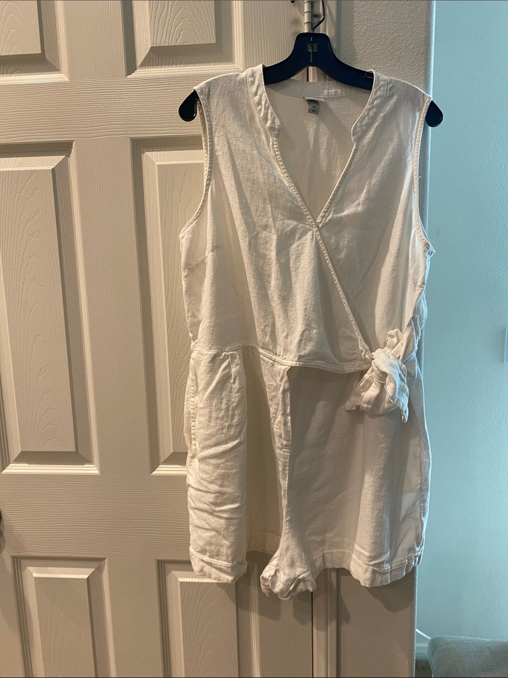 Sleeveless White Drawstring Waist Romper